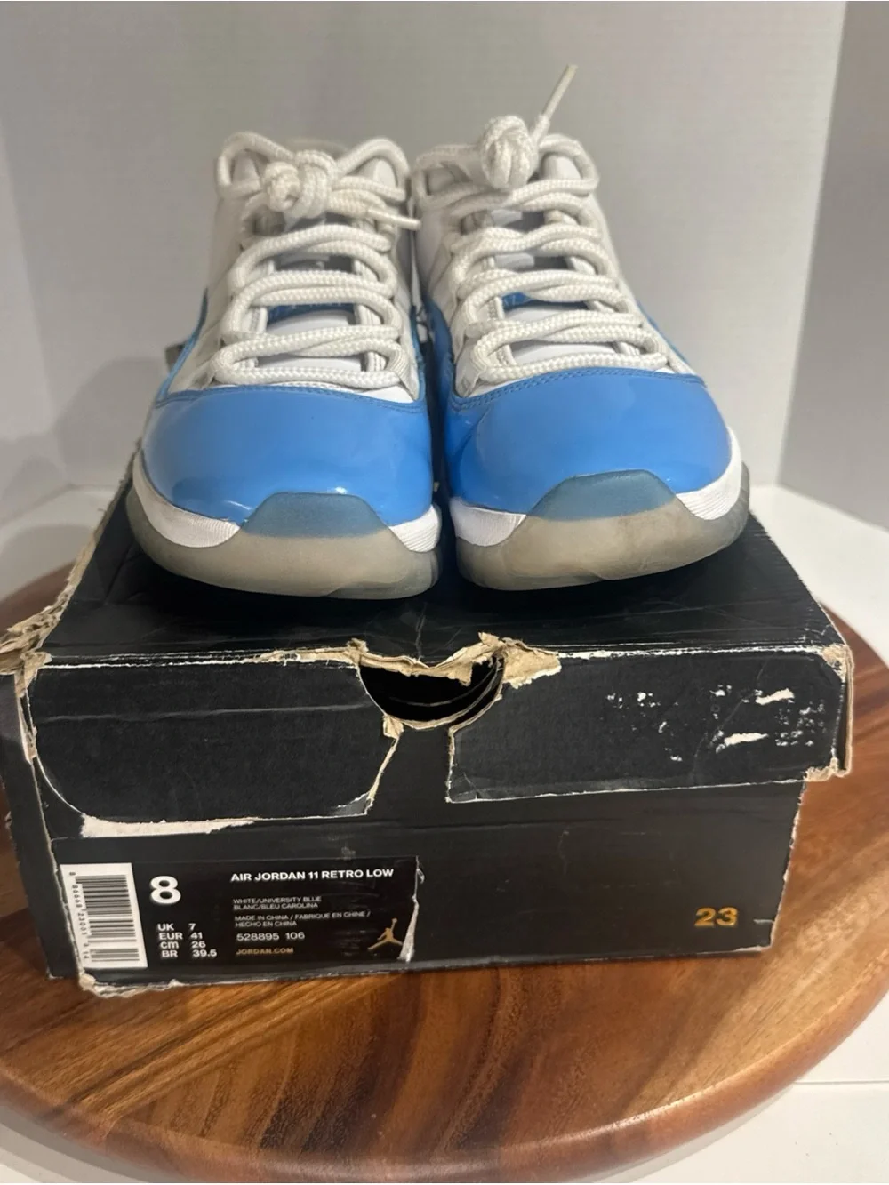 Jordan 11 Retro Low UNC 2017  (528895-106) Men’s Size 8